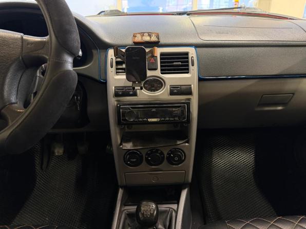 Lada (ВАЗ) Priora I с пробегом 2010 года, цена 390 000 рублей, 210000 км, хэтчбек, Автокод Объявления