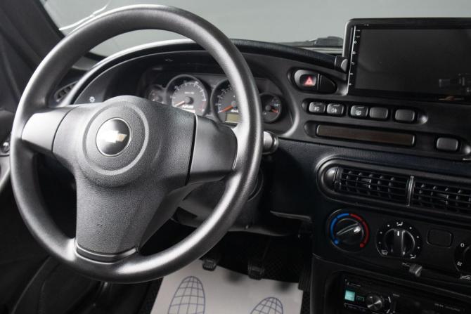 Chevrolet Niva I Рестайлинг с пробегом 2018 года, цена 729 000 рублей, 98600 км, внедорожник, Автокод Объявления