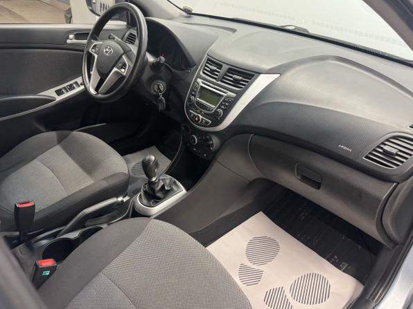 Hyundai Solaris I с пробегом 2012 года, цена 477 000 рублей, 267000 км, хэтчбек, Автокод Объявления