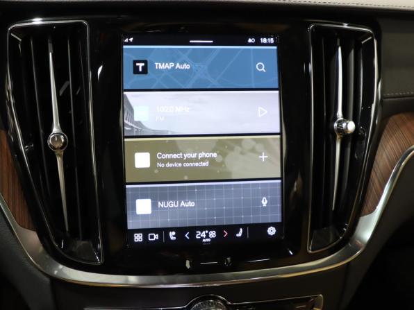 Volvo V60 Cross Country II с пробегом 2024 года, цена 6 350 000 рублей, 26500 км, универсал, Автокод Объявления