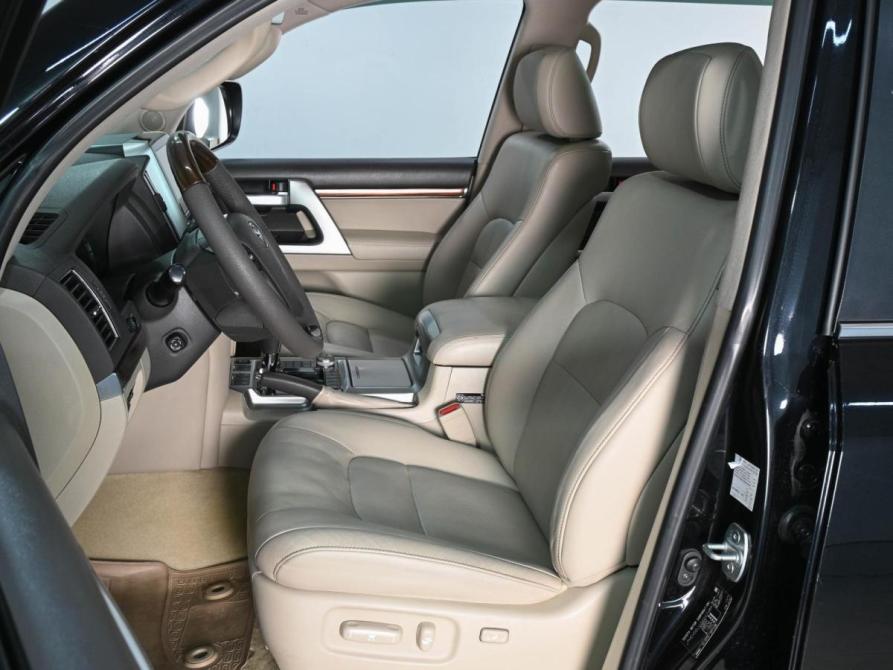 Toyota Land Cruiser 200 Series Рестайлинг 2 Ростов-на-Дону  - изображение 10