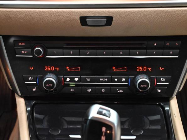 BMW 5 серии VI (F10/F11/F07) с пробегом 2010 года, цена 1 360 000 рублей, 164048 км, лифтбек, Автокод Объявления