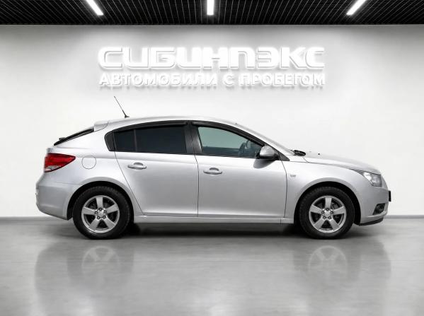 Chevrolet Cruze I с пробегом 2012 года, цена 640 000 рублей, 279222 км, хэтчбек, Автокод Объявления