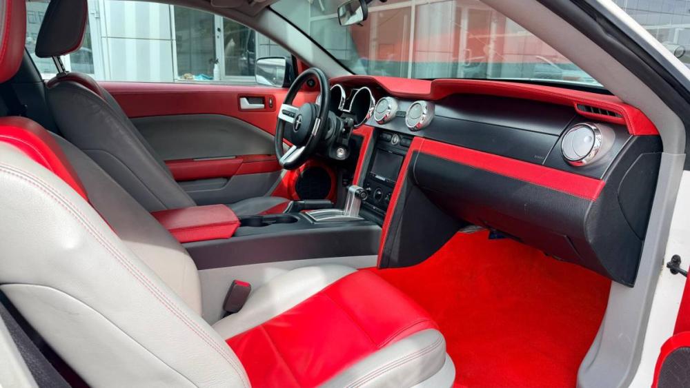 Ford Mustang V Москва  - изображение 18