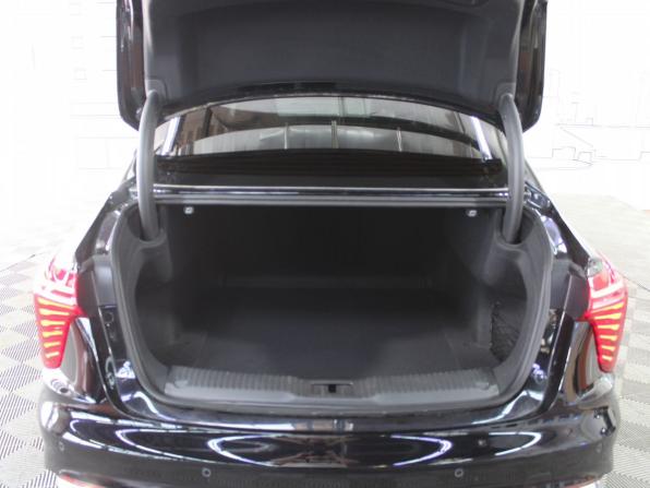 Hongqi H5 II с пробегом 2024 года, цена 2 890 000 рублей, 69000 км, седан, Автокод Объявления