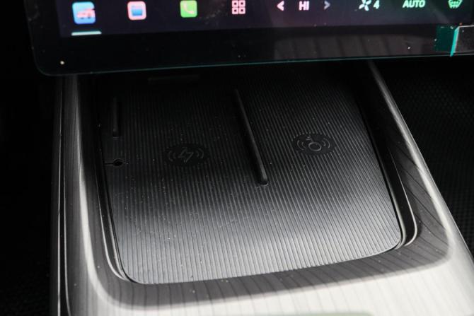 Changan Lamore с пробегом 2024 года, цена 1 870 000 рублей, 24332 км, седан, Автокод Объявления