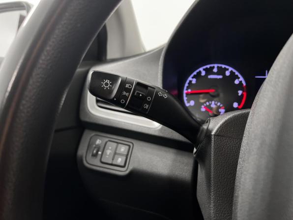 Hyundai Solaris II с пробегом 2019 года, цена 1 145 000 рублей, 141191 км, седан, Автокод Объявления