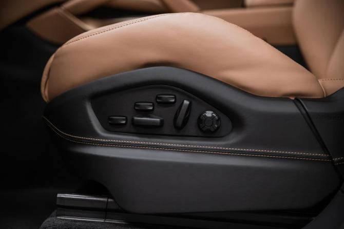 Новый Porsche Cayenne III Рестайлинг 2026 года, цена 18 900 000 рублей, внедорожник, Автокод Объявления