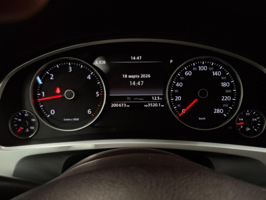 Volkswagen Touareg II Рестайлинг Казань  - изображение 16