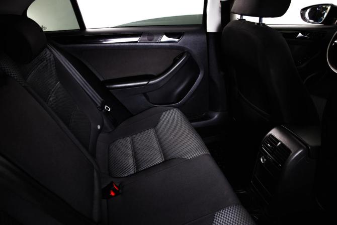 Volkswagen Jetta VI с пробегом 2013 года, цена 949 000 рублей, 253133 км, седан, Автокод Объявления