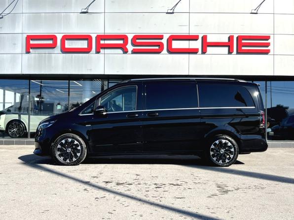 Mercedes-Benz V-Класс III (W447) Рестайлинг 2 с пробегом 2024 года, цена 13 600 000 рублей, 6436 км, минивэн, Автокод Объявления