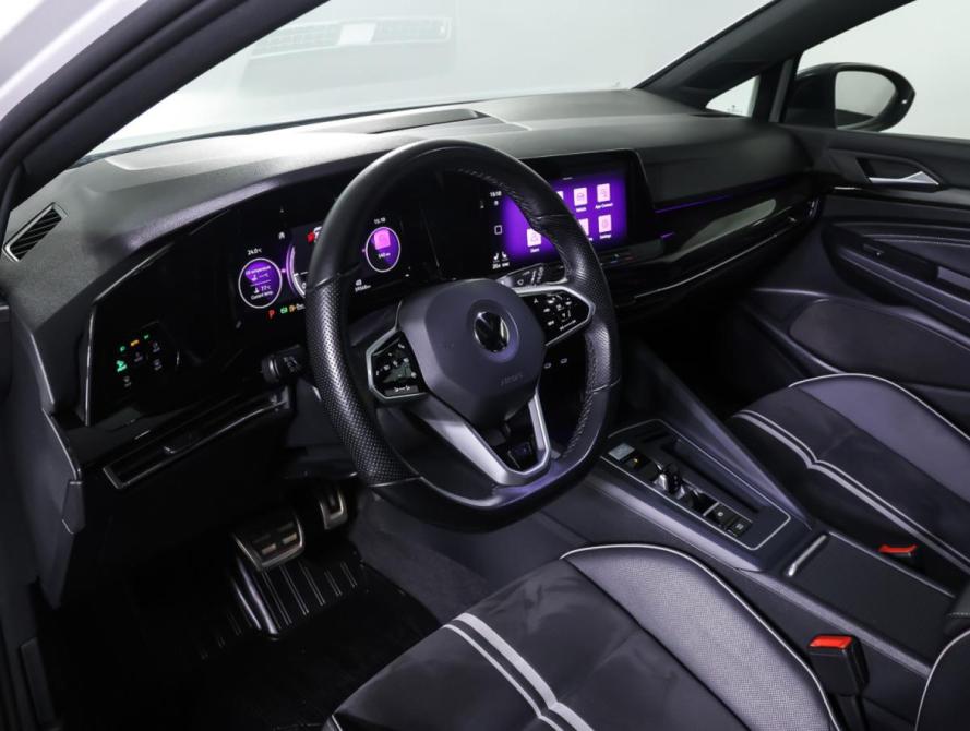 Volkswagen Golf VIII Москва  - изображение 16
