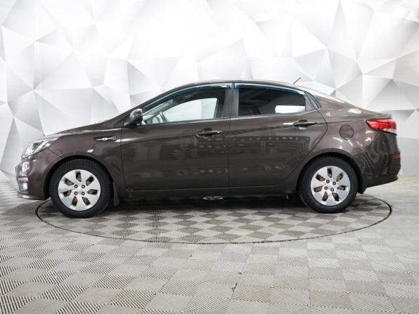 Kia Rio III Рестайлинг с пробегом 2016 года, цена 898 000 рублей, 127555 км, седан, Автокод Объявления