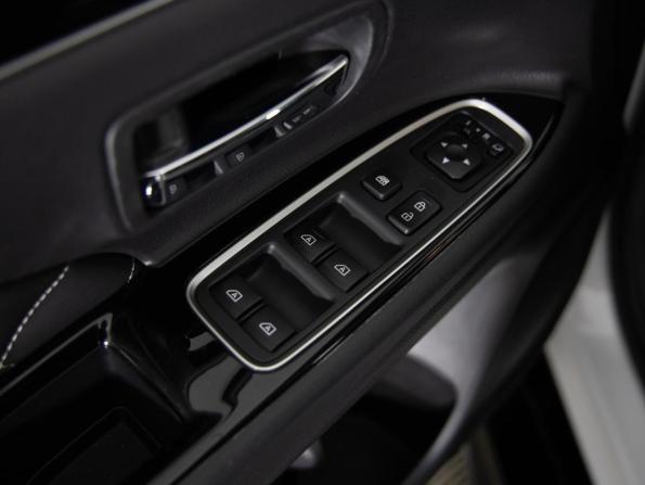 Mitsubishi Outlander III Рестайлинг 3 с пробегом 2022 года, цена 3 299 000 рублей, 20800 км, внедорожник, Автокод Объявления