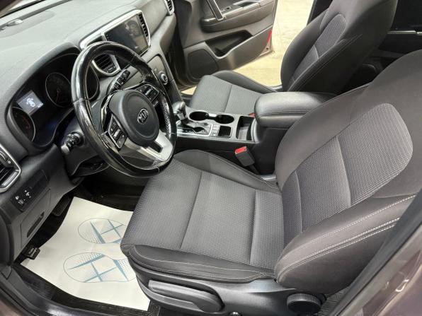 Kia Sportage IV Рестайлинг с пробегом 2018 года, цена 2 030 000 рублей, 68650 км, внедорожник, Автокод Объявления