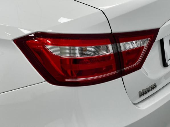 Lada (ВАЗ) Vesta I с пробегом 2022 года, цена 1 350 000 рублей, 31863 км, седан, Автокод Объявления