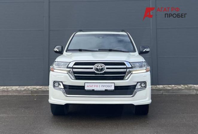 Toyota Land Cruiser 200 Series Рестайлинг 2 с пробегом 2020 года, цена 8 690 000 рублей, 86370 км, внедорожник, Автокод Объявления