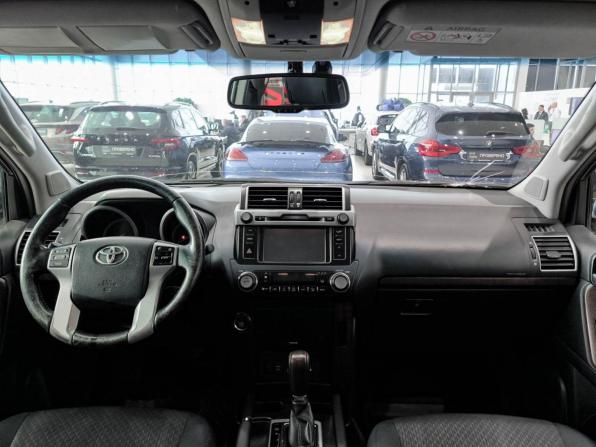 Toyota Land Cruiser Prado 150 Series Рестайлинг 1 с пробегом 2015 года, цена 2 550 000 рублей, 232001 км, внедорожник, Автокод Объявления