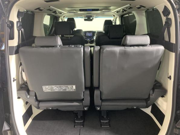 Toyota Alphard III Рестайлинг с пробегом 2019 года, цена 4 555 000 рублей, 184036 км, минивэн, Автокод Объявления