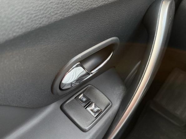 Renault Sandero II с пробегом 2015 года, цена 890 000 рублей, 157000 км, хэтчбек, Автокод Объявления