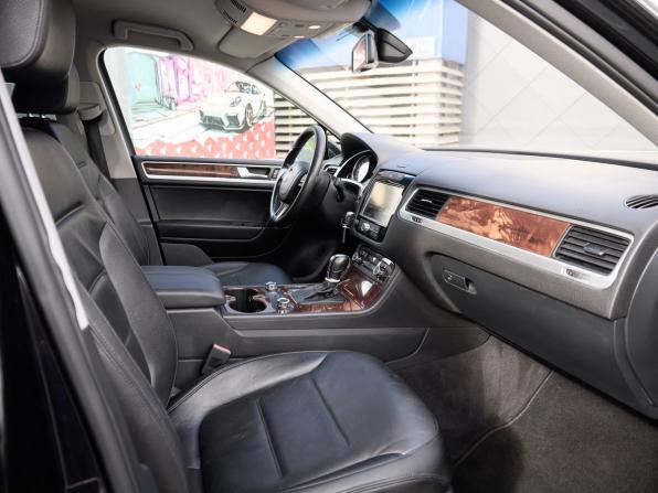 Volkswagen Touareg II с пробегом 2011 года, цена 1 698 000 рублей, 288141 км, внедорожник, Автокод Объявления