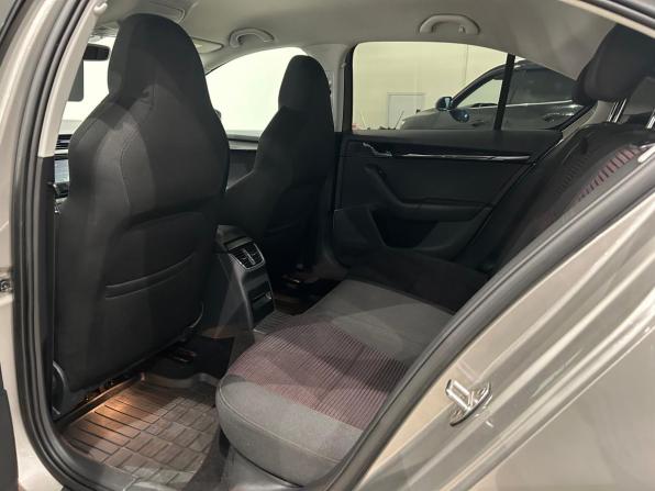 Skoda Octavia III (A7) с пробегом 2016 года, цена 1 349 000 рублей, 221489 км, лифтбек, Автокод Объявления