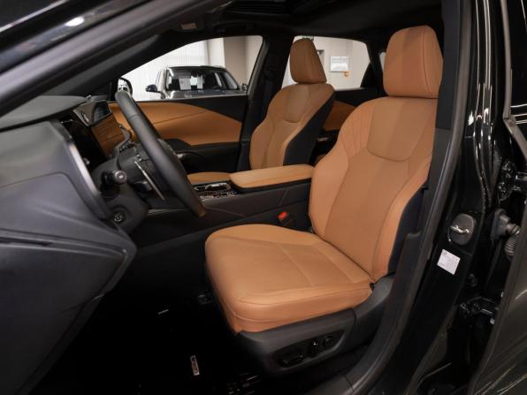 Lexus RX V с пробегом 2026 года, цена 7 700 000 рублей, 50 км, внедорожник, Автокод Объявления