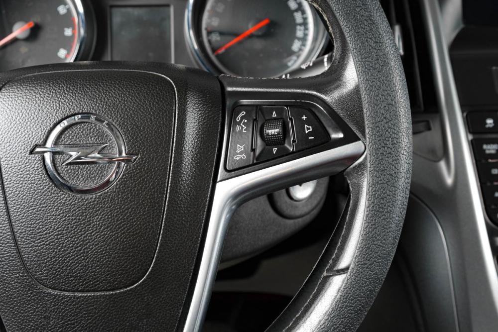 Opel Astra J Рестайлинг Тюмень  - изображение 16