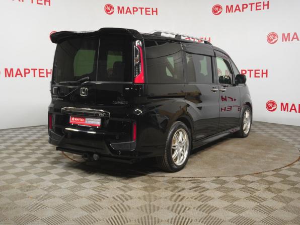 Honda Stepwgn V с пробегом 2015 года, цена 1 717 000 рублей, 164633 км, минивэн, Автокод Объявления