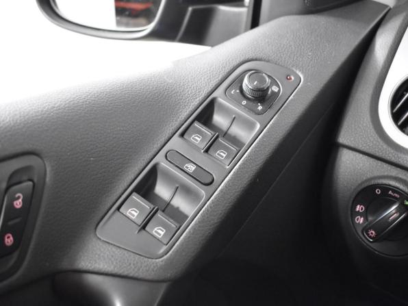 Volkswagen Tiguan I Рестайлинг с пробегом 2016 года, цена 1 296 200 рублей, 150285 км, внедорожник, Автокод Объявления