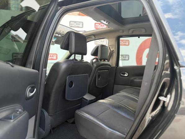 Renault Scenic II Рестайлинг с пробегом 2008 года, цена 580 000 рублей, 198800 км, компактвэн, Автокод Объявления
