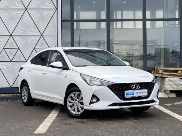 Hyundai Solaris II Рестайлинг с пробегом 2020 года, цена 919 000 рублей, 174157 км, седан, Автокод Объявления