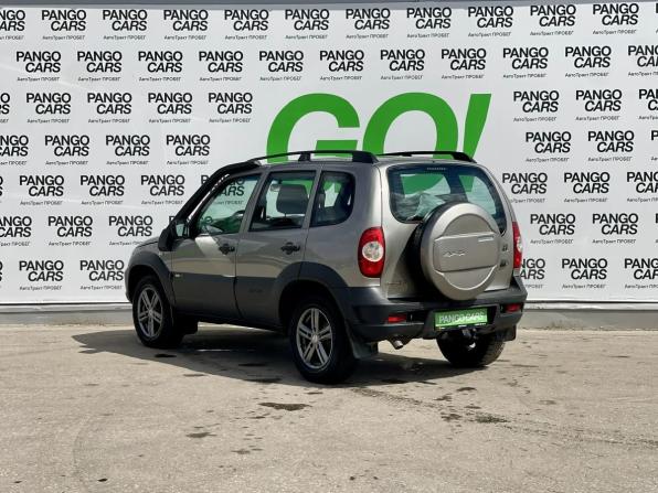 Chevrolet Niva I Рестайлинг с пробегом 2016 года, цена 735 000 рублей, 84000 км, внедорожник, Автокод Объявления