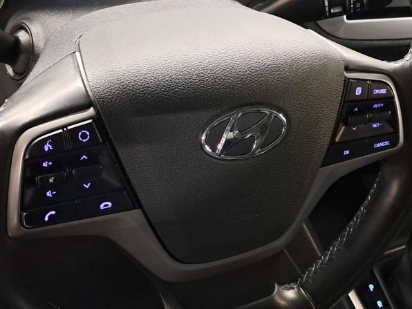Hyundai Solaris II с пробегом 2017 года, цена 1 149 000 рублей, 178547 км, седан, Автокод Объявления