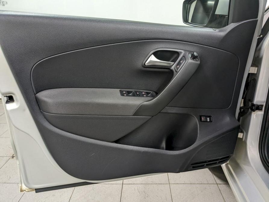Volkswagen Polo V Москва  - изображение 11
