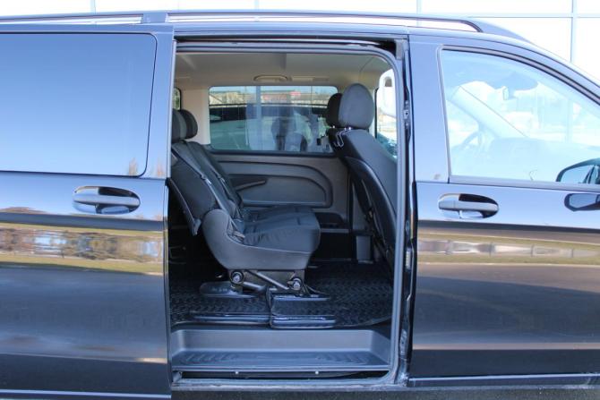 Mercedes-Benz Vito III (W447) с пробегом 2019 года, цена 4 049 000 рублей, 66469 км, минивэн, Автокод Объявления