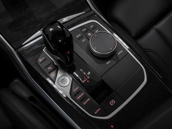 BMW 3 серии VII (G2x) с пробегом 2021 года, цена 3 999 000 рублей, 77015 км, седан, Автокод Объявления