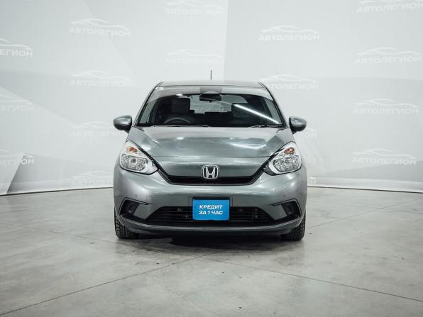Honda Fit IV с пробегом 2020 года, цена 1 300 000 рублей, 74679 км, хэтчбек, Автокод Объявления