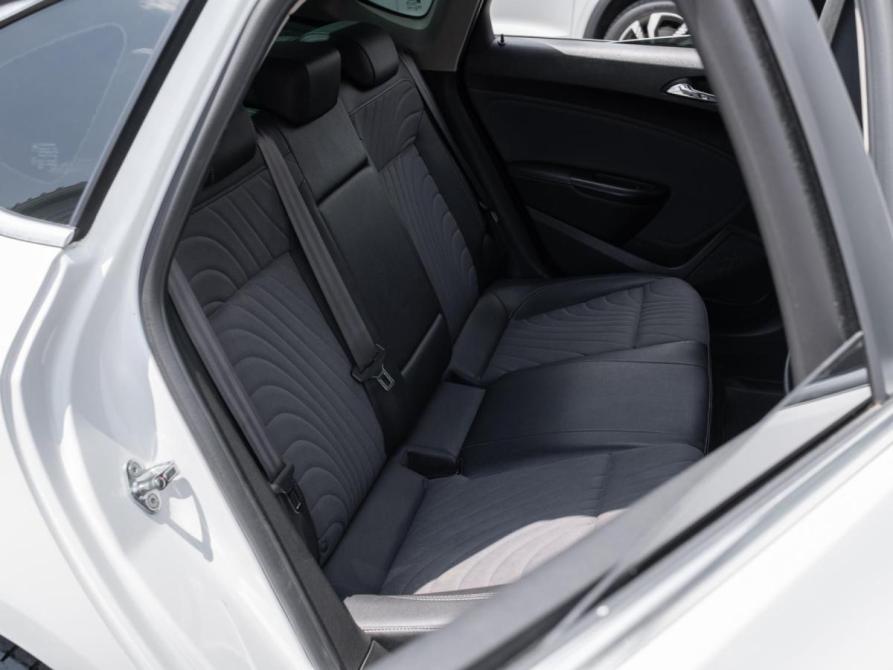 Opel Astra J Рестайлинг Сочи  - изображение 7