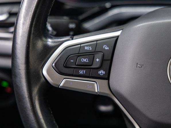 Volkswagen Polo VI с пробегом 2021 года, цена 1 598 000 рублей, 114743 км, лифтбек, Автокод Объявления