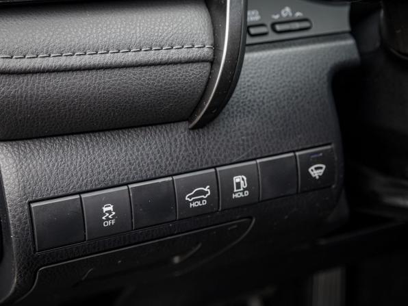 Toyota Camry VIII (XV70) Рестайлинг с пробегом 2021 года, цена 3 208 983 рубля, 50400 км, седан, Автокод Объявления