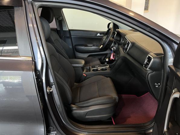 Kia Sportage IV с пробегом 2018 года, цена 2 043 000 рублей, 121771 км, внедорожник, Автокод Объявления