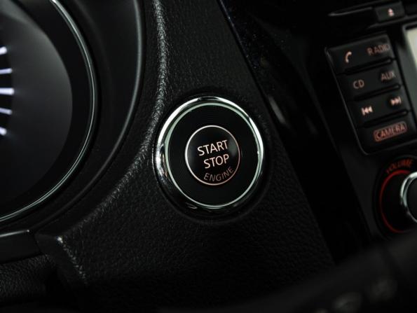 Nissan Qashqai II с пробегом 2018 года, цена 1 899 000 рублей, 58000 км, внедорожник, Автокод Объявления