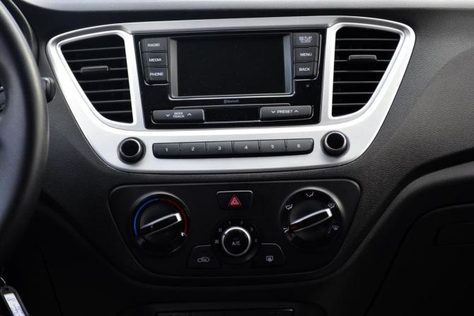 Hyundai Solaris II Рестайлинг с пробегом 2021 года, цена 1 775 000 рублей, 61514 км, седан, Автокод Объявления