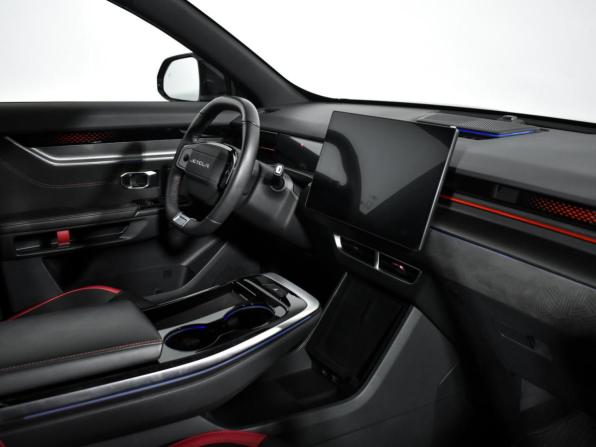 JETOUR DASHING I с пробегом 2024 года, цена 2 090 000 рублей, 32798 км, внедорожник, Автокод Объявления