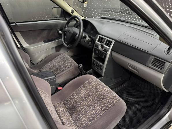 Lada (ВАЗ) Priora I с пробегом 2009 года, цена 270 000 рублей, 186245 км, седан, Автокод Объявления