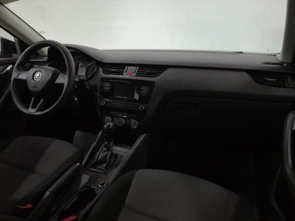 Skoda Octavia III (A7) с пробегом 2016 года, цена 1 350 000 рублей, 107565 км, лифтбек, Автокод Объявления