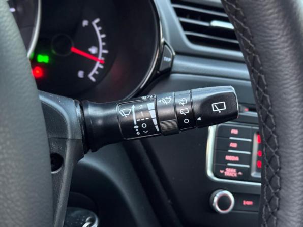 Kia Rio III с пробегом 2013 года, цена 785 000 рублей, 93800 км, хэтчбек, Автокод Объявления