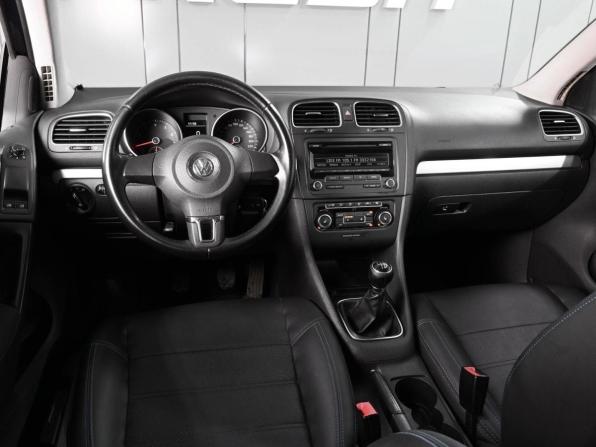 Volkswagen Golf VI с пробегом 2012 года, цена 1 079 000 рублей, 104176 км, хэтчбек, Автокод Объявления