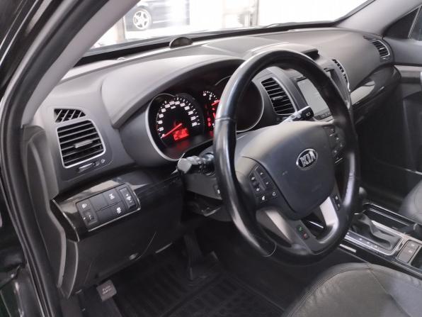 Kia Sorento II Рестайлинг с пробегом 2017 года, цена 2 000 000 рублей, 79520 км, внедорожник, Автокод Объявления